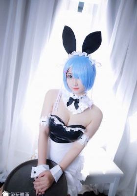 美女二人精彩黄片_超清版蓝光版中文字幕包